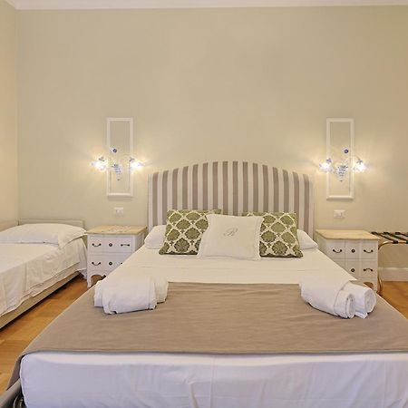 Art House Suites56 Via Del Babuino 56 Rome Bagian luar foto