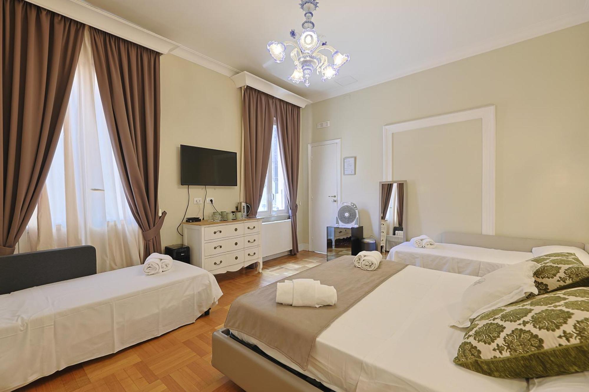 Art House Suites56 Via Del Babuino 56 Rome Bagian luar foto