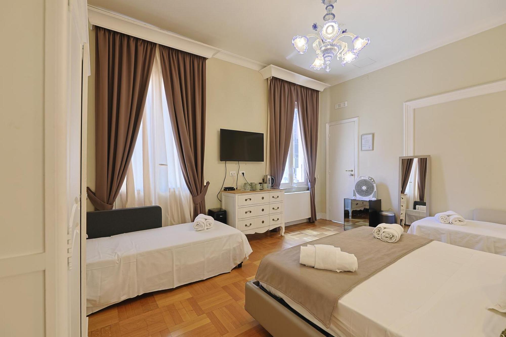 Art House Suites56 Via Del Babuino 56 Rome Bagian luar foto